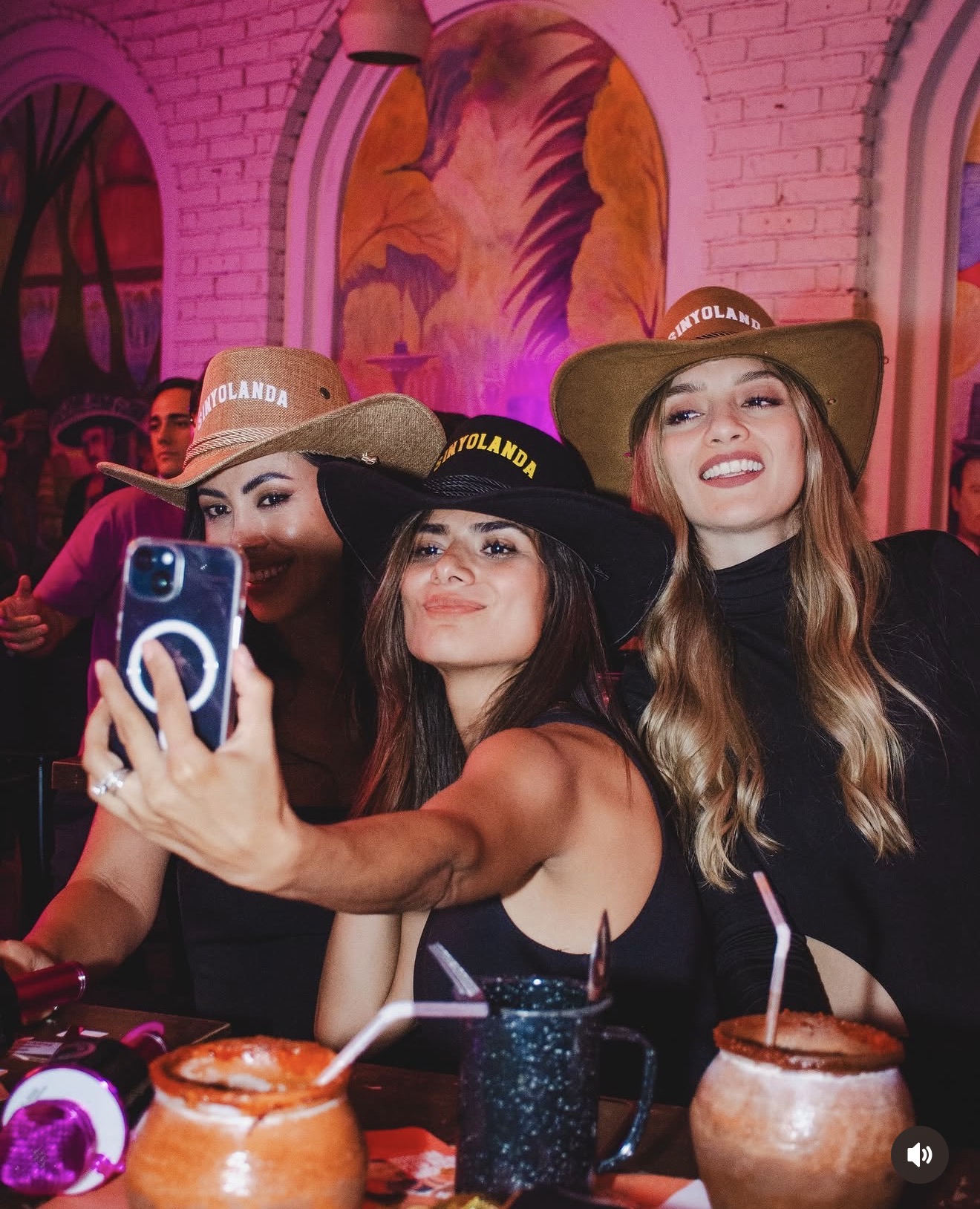 SIN YOLANDA® Houston